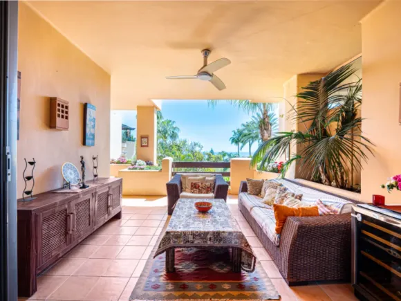 Apartment for sale in Sierra Blanca, Marbella Golden Mile