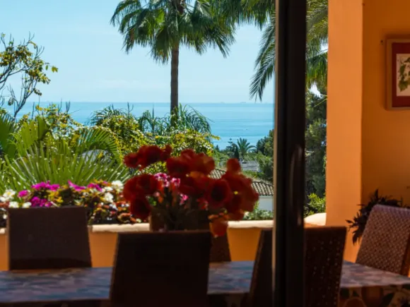 Apartment for sale in Sierra Blanca, Marbella Golden Mile
