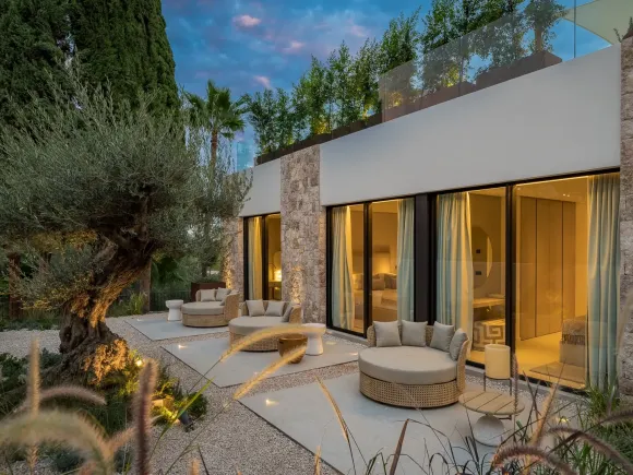 Villa for sale in Nueva Andalucia, Marbella