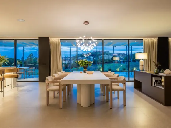 Villa for sale in Nueva Andalucia, Marbella