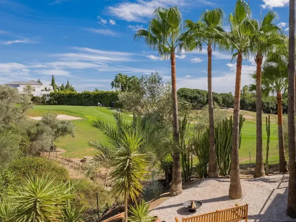 Villa for sale in Nueva Andalucia, Marbella