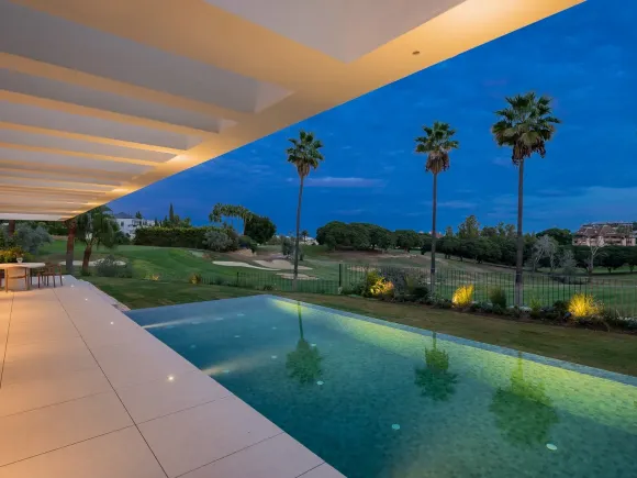 Villa for sale in Nueva Andalucia, Marbella