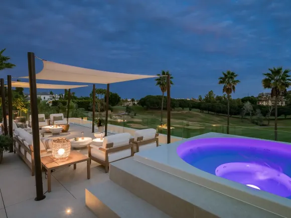Villa for sale in Nueva Andalucia, Marbella