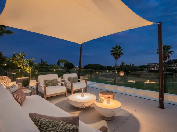 Villa for sale in Nueva Andalucia, Marbella