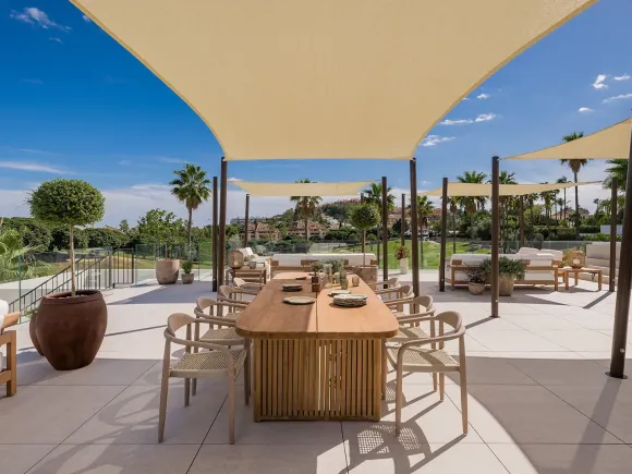 Villa for sale in Nueva Andalucia, Marbella