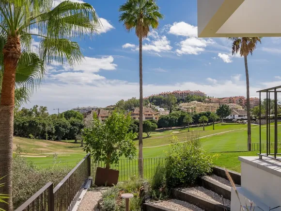 Villa for sale in Nueva Andalucia, Marbella