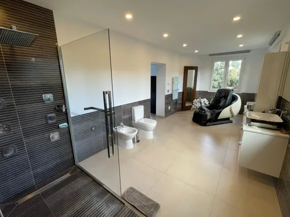 Villa for sale and for rent in San Pedro de Alcantara
