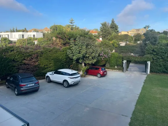 Villa for sale and for rent in San Pedro de Alcantara
