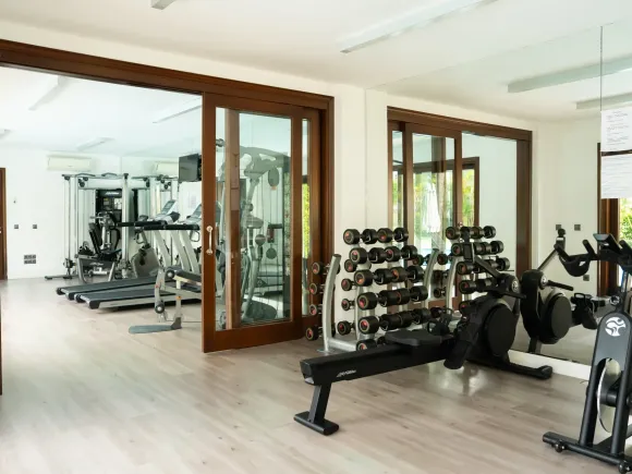 Exclusive Ground-Floor Apartment in Doncella Beach, Estepona