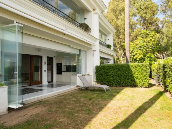 Exclusive Ground-Floor Apartment in Doncella Beach, Estepona