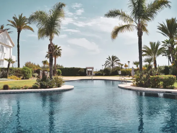 Ground Floor Apartment for sale in Los Monteros Palm Beach, Marbella