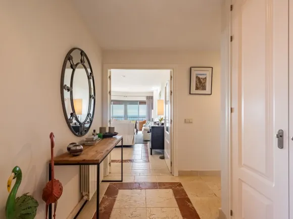 Penthouse for sale in Royal Flamingos, Benahavis