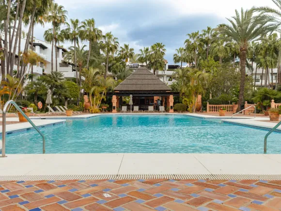 Duplex Penthouse for sale in Marina Puente Romano, Marbella