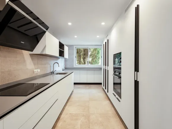 Duplex Penthouse for sale in Marina Puente Romano, Marbella