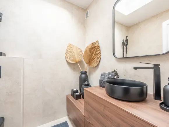 Town House for sale in El Oasis Club, Marbella