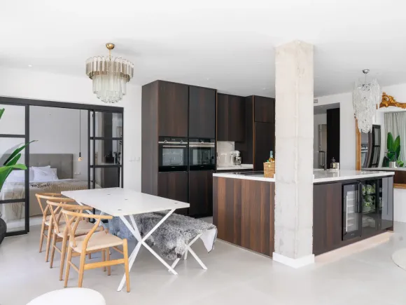 Elegant 3-Bedroom Penthouse with Panoramic Views in La Quinta, Marbella