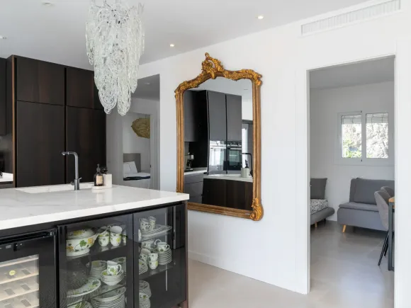 Elegant 3-Bedroom Penthouse with Panoramic Views in La Quinta, Marbella