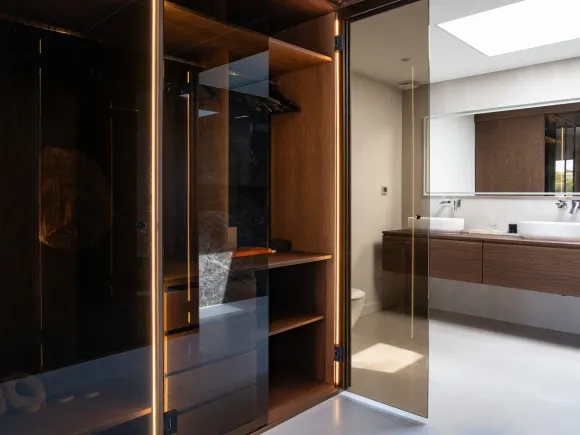 Elegant 3-Bedroom Penthouse with Panoramic Views in La Quinta, Marbella
