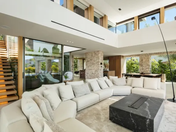 VILLA P