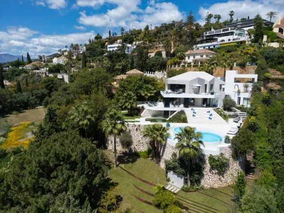 VILLA LA TOCA