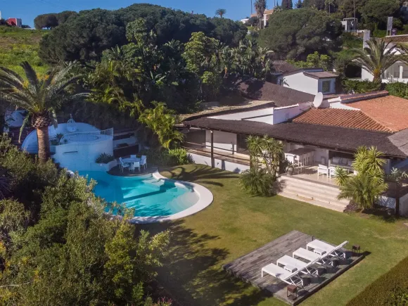 VILLA BALI