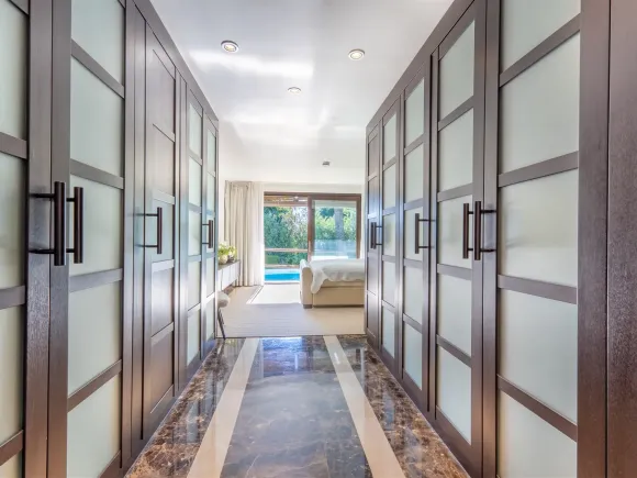 VILLA BALI