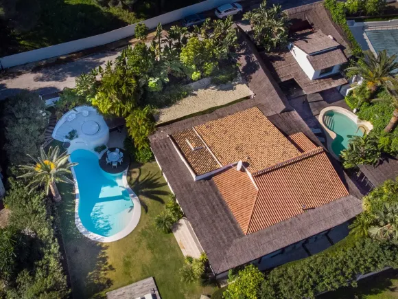 VILLA BALI