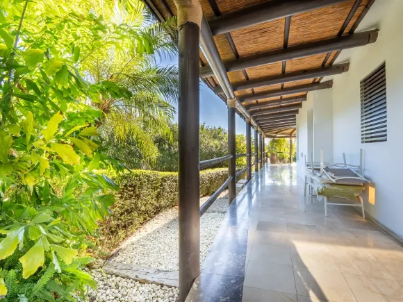 VILLA BALI
