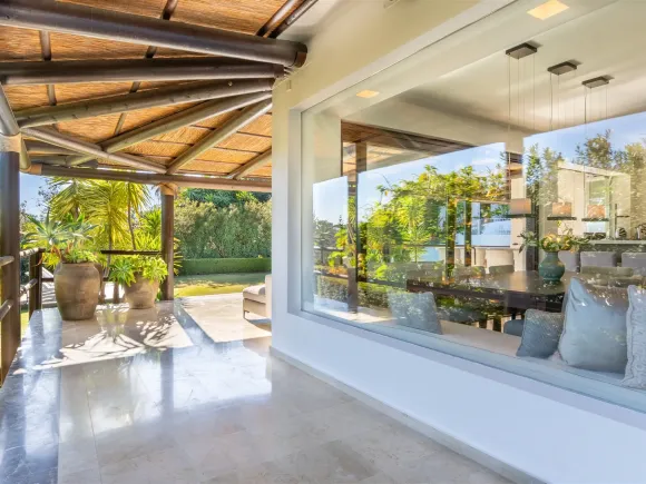 VILLA BALI