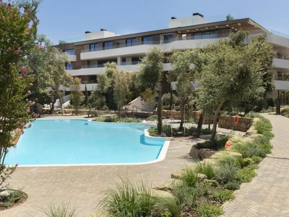 VILLAGE VERDE