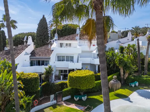 Townhouse in Sierra Blanca