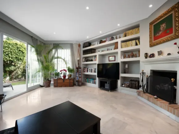 Townhouse in Sierra Blanca