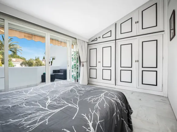 Townhouse in Sierra Blanca