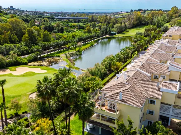 Top-floor apartment in Los Arcos
