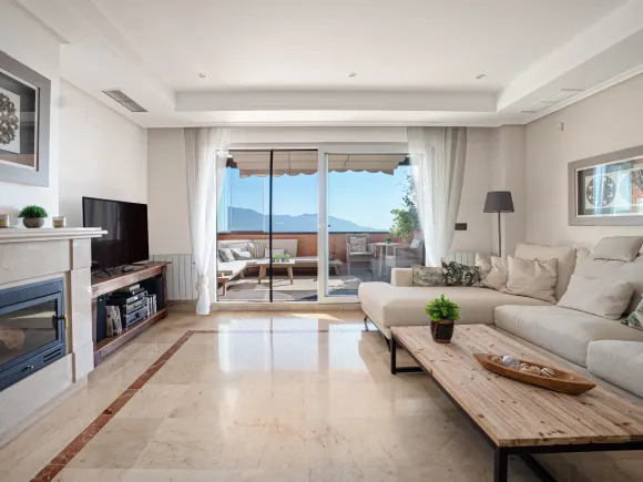 Duplex Penthouse in Marbella East