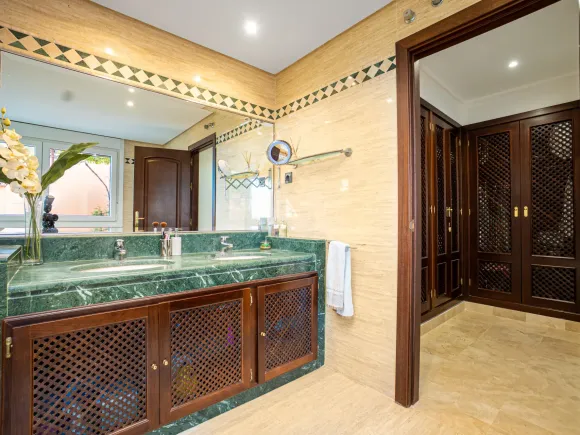 Duplex Penthouse in Marbella East
