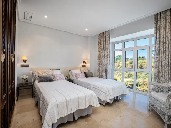 Duplex Penthouse in Marbella East