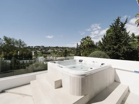 VILLA VERA