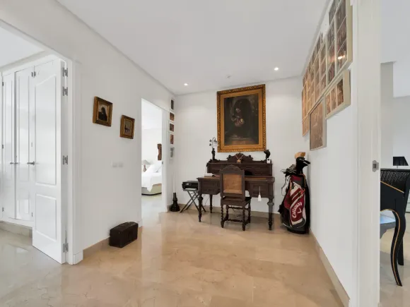 Exquisite Three-Bedroom Duplex Penthouse with Panoramic Views in Marbella