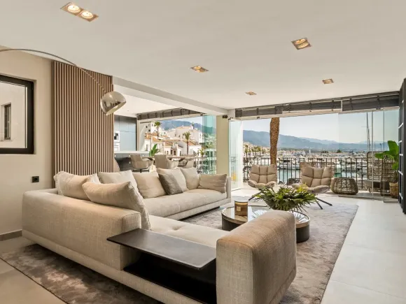 Luxury Renovated Frontline Apartment with Panoramic Views in Benabola, Puerto Banús