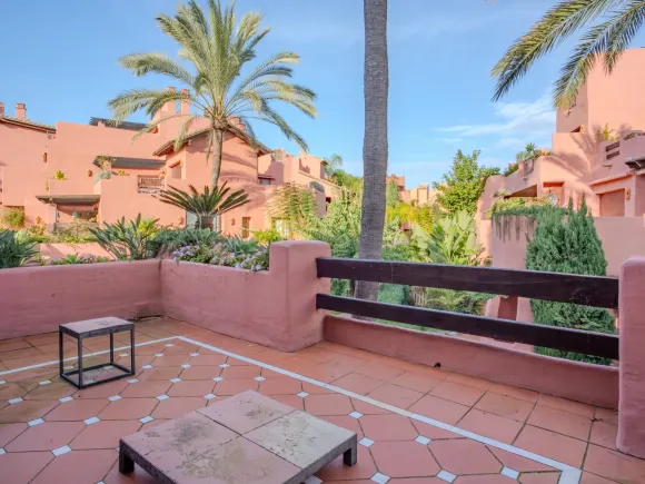 Impressive three bedroom south facing duplex penthouse in the prestigious and gated beachfront community Menara Beach with sea views