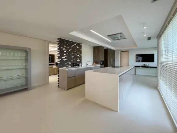 Fantastic modern villa with amazing panoramic sea views in La Zagaleta