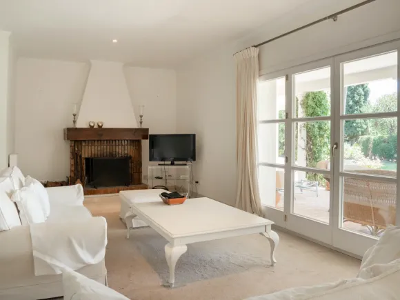 Paraiso Medio 11 - Two Properties, One Exceptional Opportunity — El Paraíso, Estepona