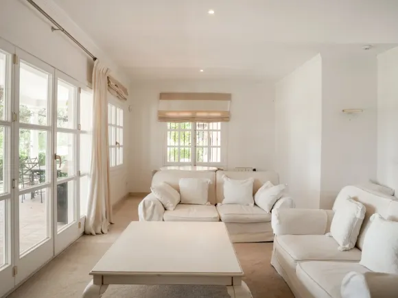 Paraiso Medio 11 - Two Properties, One Exceptional Opportunity — El Paraíso, Estepona