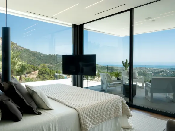 Montemayor F20 - Architectural Masterpiece with Panoramic Views in Monte Mayor, Benahavís