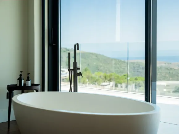 Montemayor F20 - Architectural Masterpiece with Panoramic Views in Monte Mayor, Benahavís
