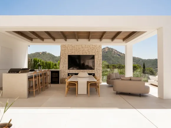 Montemayor F20 - Architectural Masterpiece with Panoramic Views in Monte Mayor, Benahavís