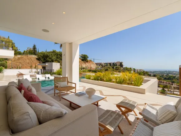Villa Cina - The Hills