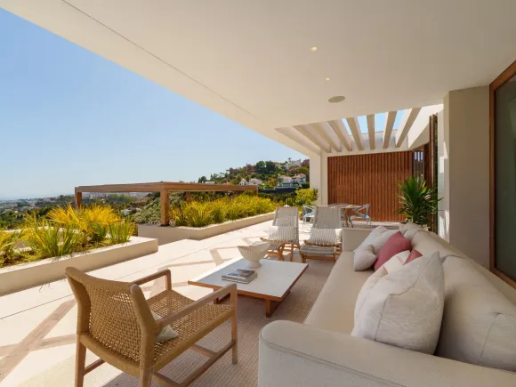 Villa Cina - The Hills