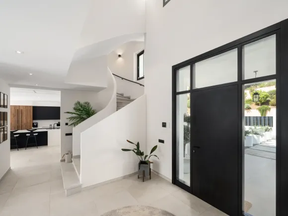 Villa Andrea - Frontline Golf Contemporary Villa in Santa Maria Golf, Elviria